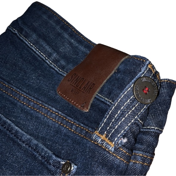SINCLAIR MFGRP. Elon Essentials The Stick Jeans Dark wash - Picture 2 of 9